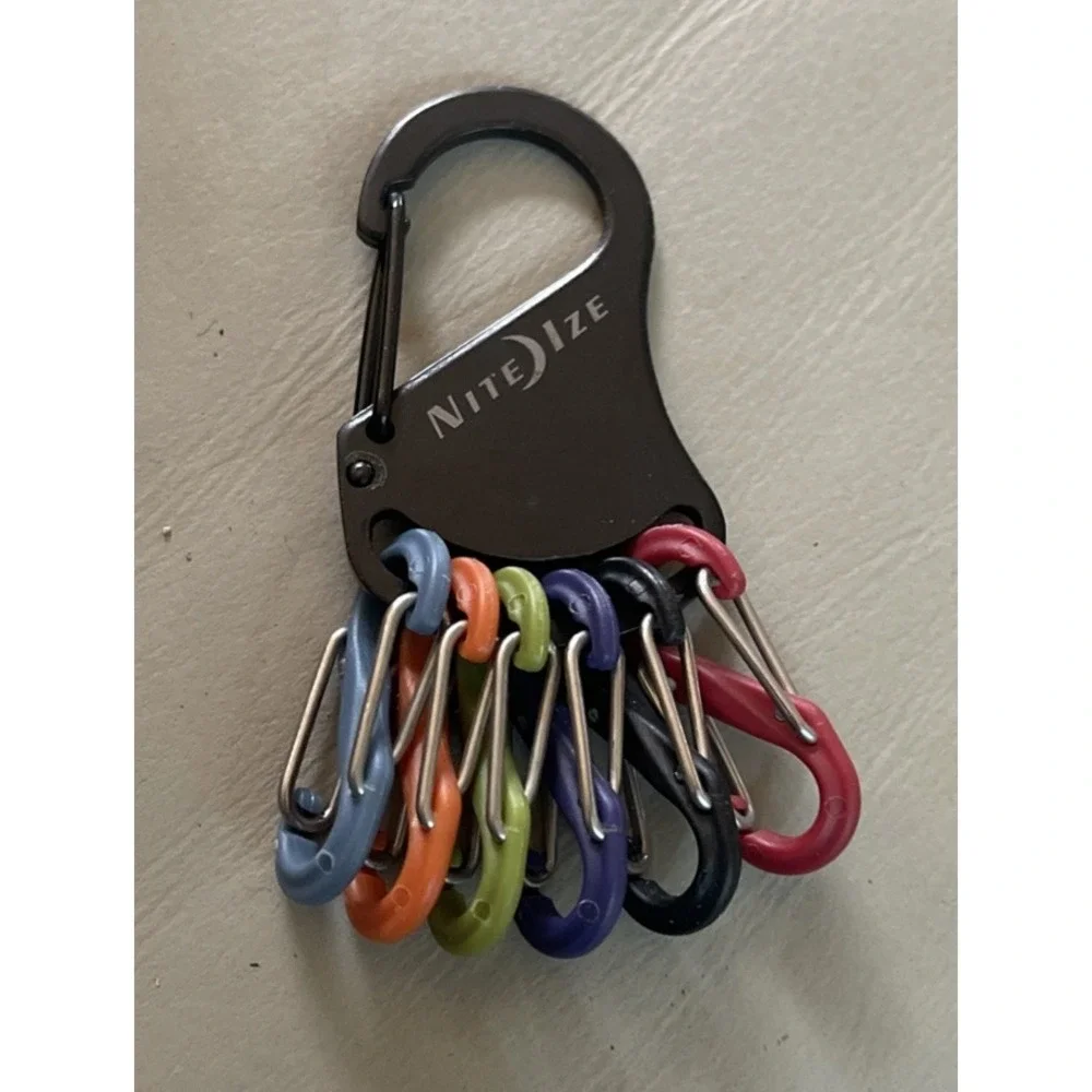Nite Ize Key Rack S-Biner KRK2-01-R6 for Keys Organization
